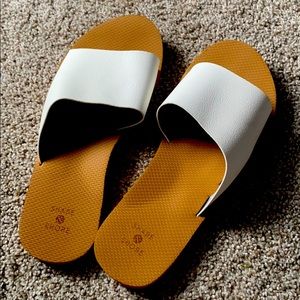 Shade and Shore Sandals